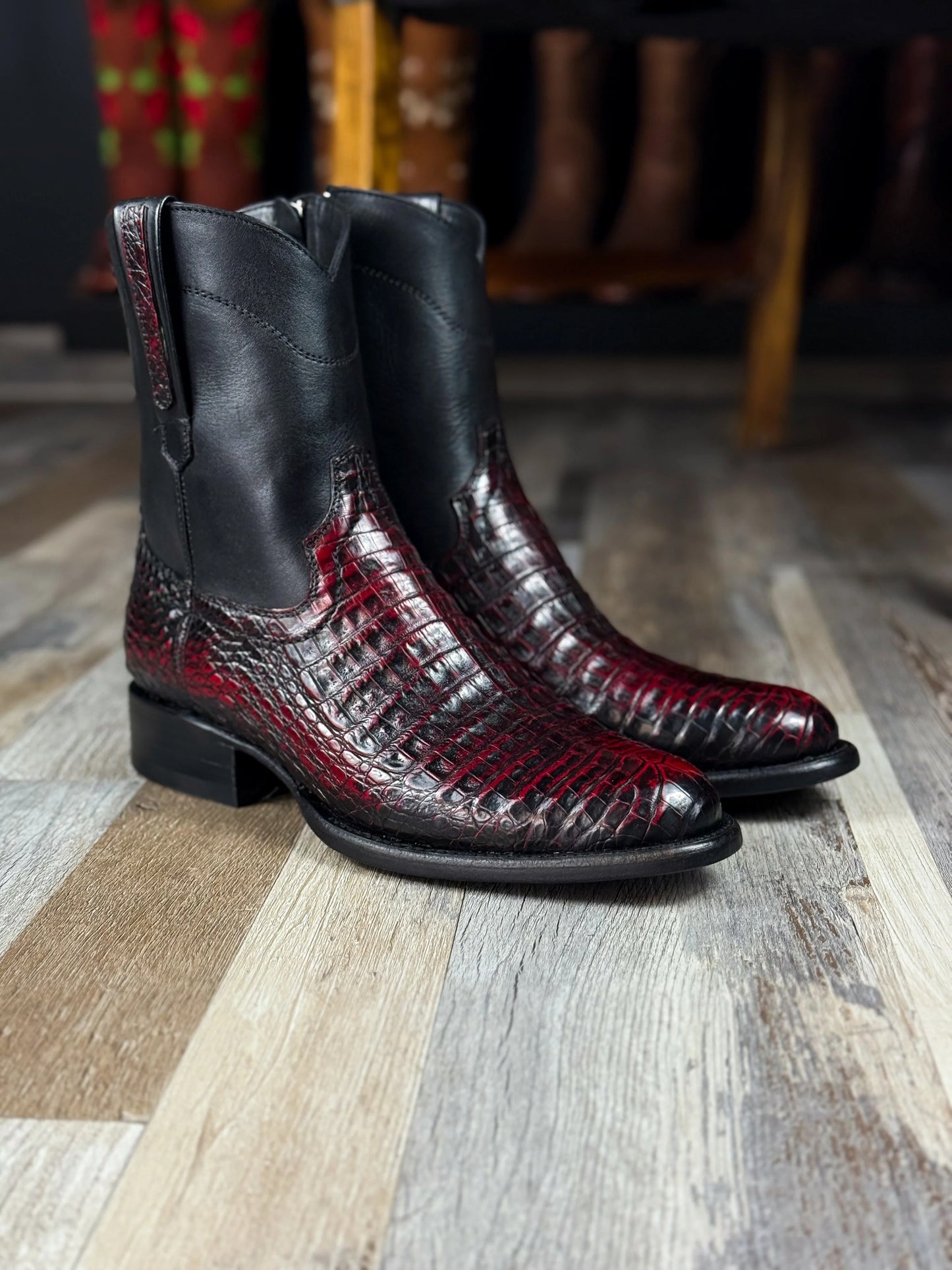 Red Black Crocodile Fuscus Boots Oval